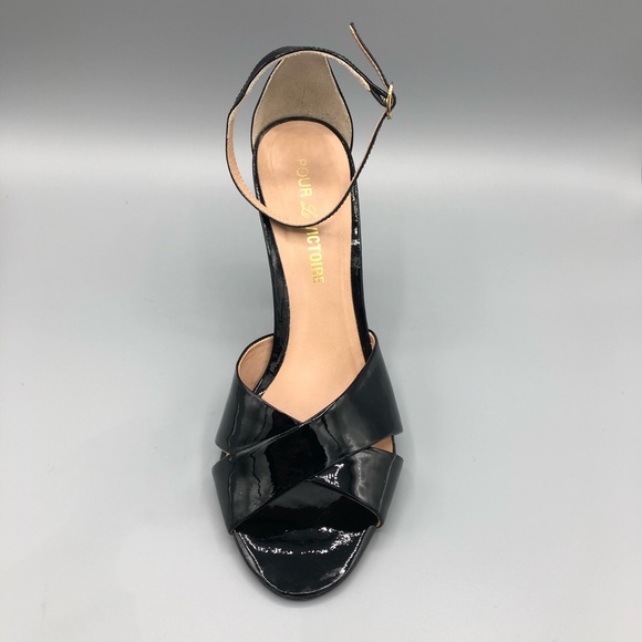 Pour la Victoire patent leather sandals - Picture 2 of 11